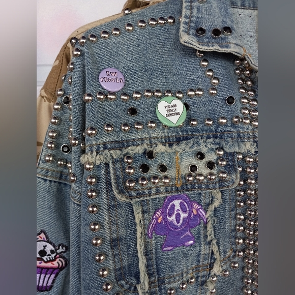 SOLD💝Kawaii pastel goth cropped lt wash ooak jacket! Lots of metal! Sugar Killz - Picture 5 of 14